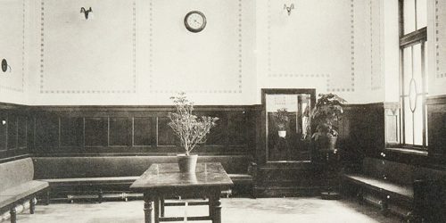 exhibition Women’s Waiting Room